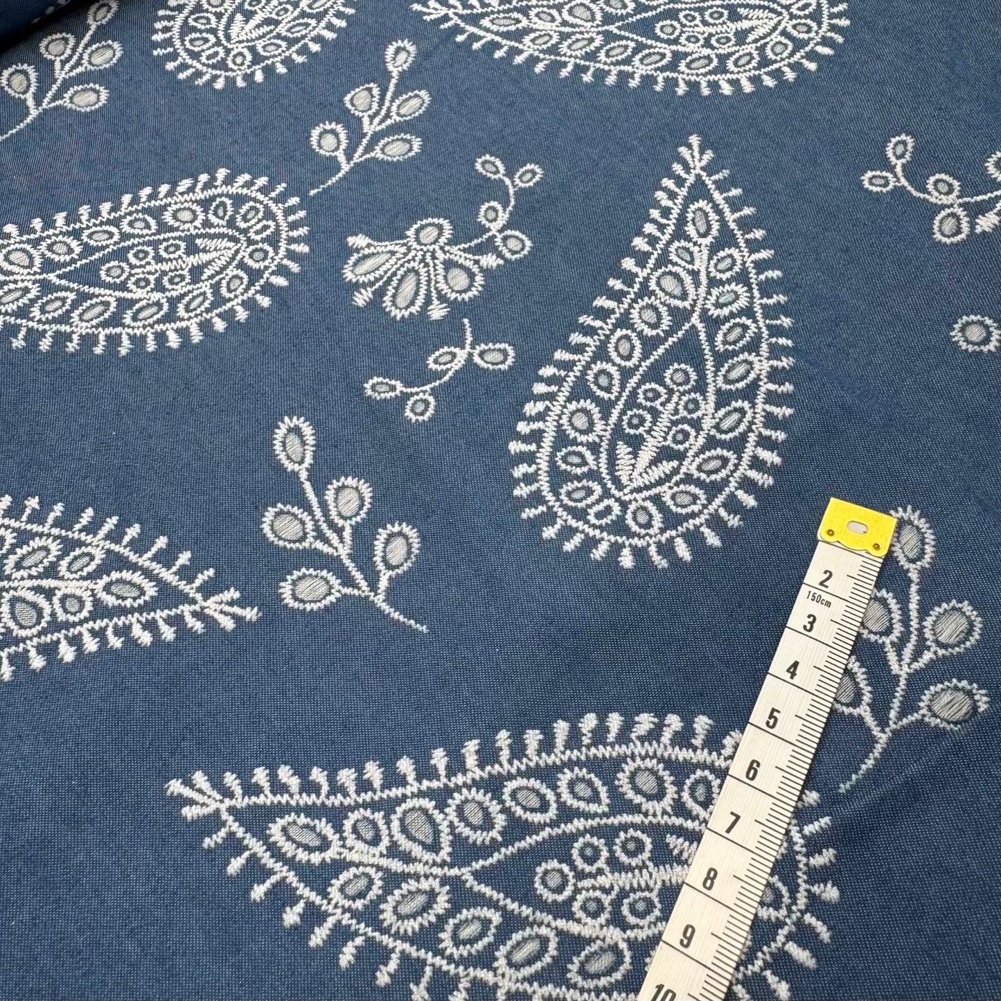 Denim Texturé Painsley Bleu Moyen