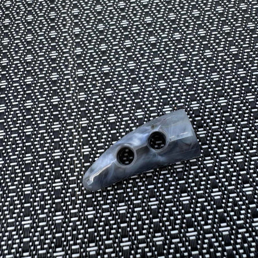 Bouton Corne Gris 1-1/2po
