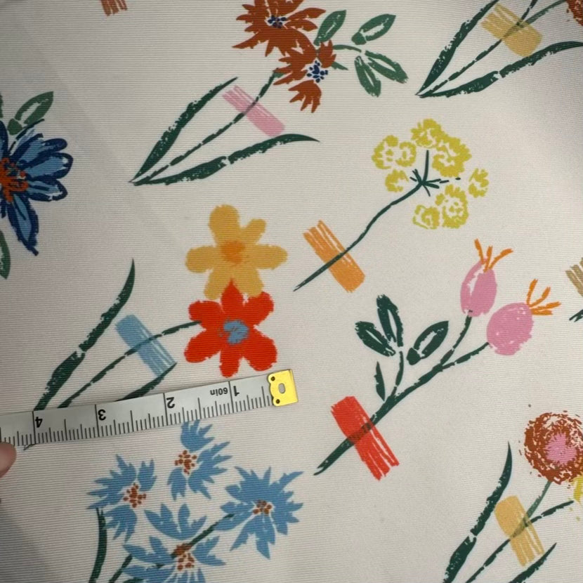 Nappe 104 (rose très pâle)
